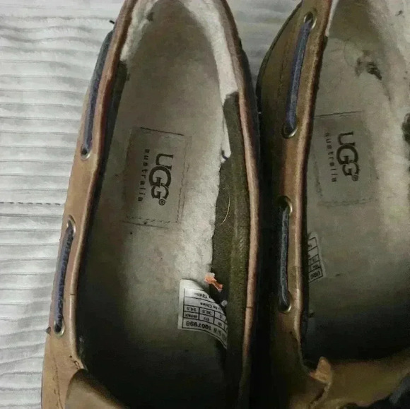 UGG women's Haylie Brown loafer Duck shoe.  Genuine Leather. Size 7.5. - Picture 2 of 10